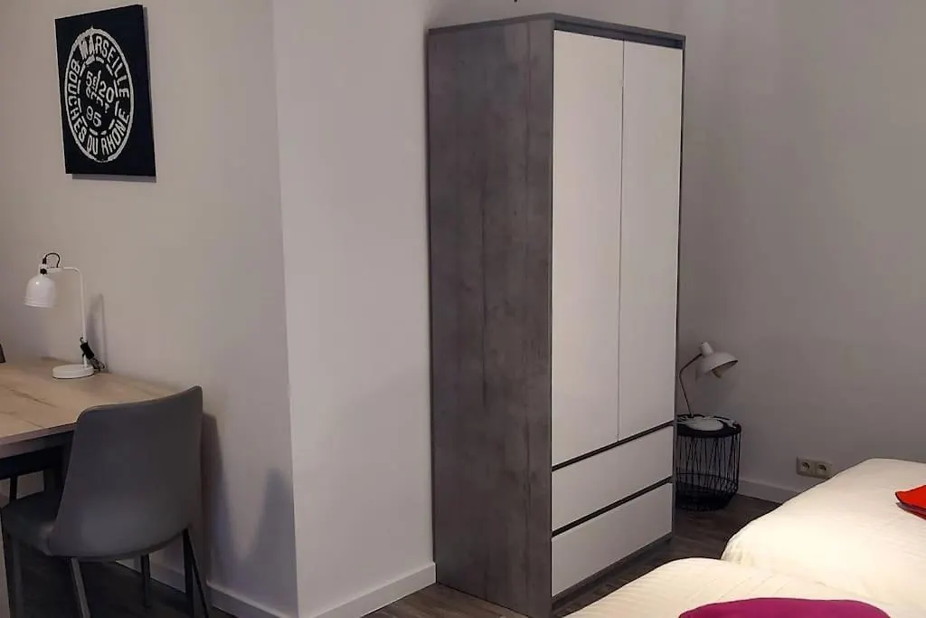 Schitterende Loft Met Gratis Parking, Vlakbij Antwerpen Apartamento Bélgica