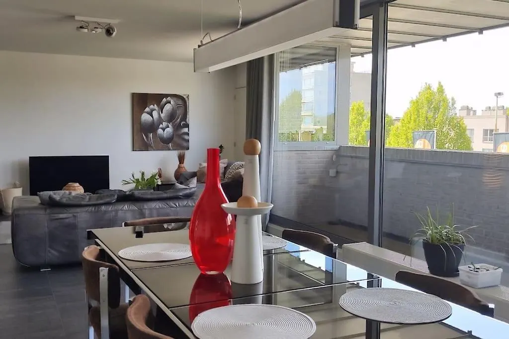 Schitterende Loft Met Gratis Parking, Vlakbij Antwerpen Apartamento